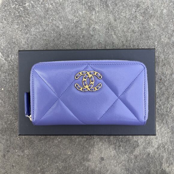 Chanel Lambskin Quilted Chanel 19 Small Zip Wallet Periwinkle Purple Full Set - Picture 1 of 16